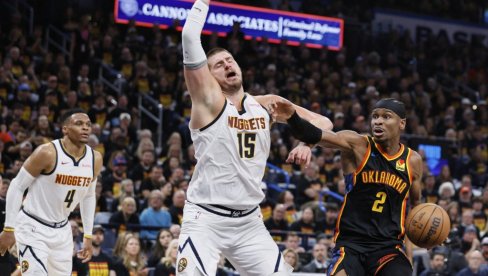 МОНСТРУМ! Шеј Гилџес Александер је ово урадио тачно 100 утакмица заредом (ВИДЕО)