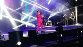 НАЗДРАВЉАЛА НА СЦЕНИ:Марију Шерифовић на концерту сачекало огромно изненађење (ФОТО/ВИДЕО)