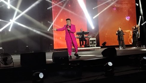 PUTOVANJU JE DOŠAO KRAJ: Marija Šerifović o sinu i karijeri na poslednjem koncert u okviru turneje (FOTO/VIDEO) PUTOVANJU JE DOŠAO KRAJ: Marija Šerifović o sinu i karijeri na poslednjem koncert u okviru turneje (FOTO/VIDEO)