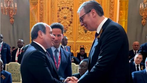 VUČIĆ I AL SISI: