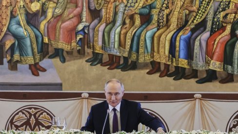 ПУТИН НАЗДРАВИО ЗА ПОБЕДУ: То је историјска истина коју нико не може заташкати, оклеветати или одузети