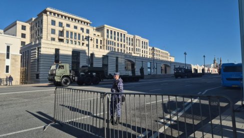 НОВОСТИ У МОСКВИ: Тријумф над злом највећим у историји (ФОТО) НОВОСТИ У МОСКВИ: Тријумф над злом највећим у историји (ФОТО)