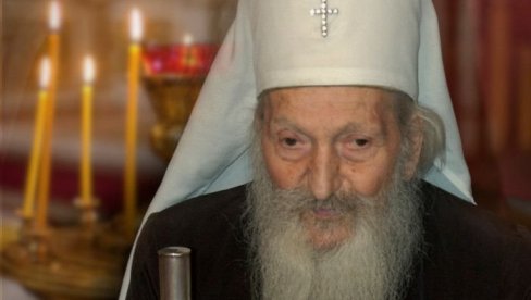 НАЈВЕЋЕ ЧУДО ПАТРИЈАРХА ПАВЛА! После молитве над одром коначно постала мајка НАЈВЕЋЕ ЧУДО ПАТРИЈАРХА ПАВЛА! После молитве над одром коначно постала мајка