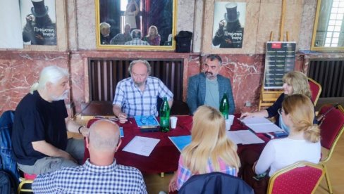ПОЧЕЛЕ ПРОБЕ МЕЛЕНТИЈЕВЕ: У Нишу се припрема представа у режији Горчина Стојановића ПОЧЕЛЕ ПРОБЕ МЕЛЕНТИЈЕВЕ: У Нишу се припрема представа у режији Горчина Стојановића