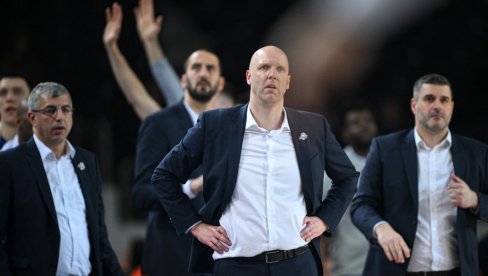 POKAZALI SMO DA MOŽEMO PROTIV PARTIZANA: Ovako je reagovao trener Budućnosti nakon poraza u Areni POKAZALI SMO DA MOŽEMO PROTIV PARTIZANA: Ovako je reagovao trener Budućnosti nakon poraza u Areni