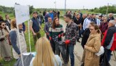 ВЕЛИКА АКЦИЈА ЧИШЋЕЊА ДУЖ РЕКЕ ДУНАВ: Министарка Павков са грађанима у новосадском насељу Футог