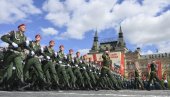 ZAPAD JE NA CRVENOM TRGU DOŽIVEO PORAZ: Atmosfera koja je vladala u petak u Moskvi, ali i u celoj zemlji, nikada nije bila tako svečana
