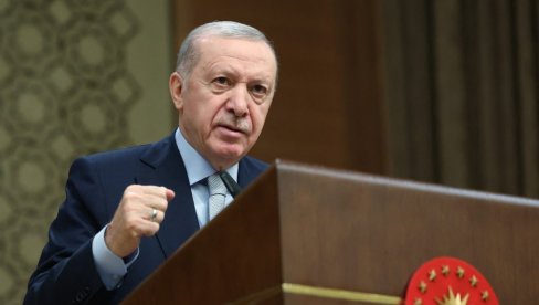 ERDOGAN SAOPŠTIO MAKRONU: Putinov predlog o pregovorima je istorijska prekretnica na putu ka okončanju rata ERDOGAN SAOPŠTIO MAKRONU: Putinov predlog o pregovorima je istorijska prekretnica na putu ka okončanju rata