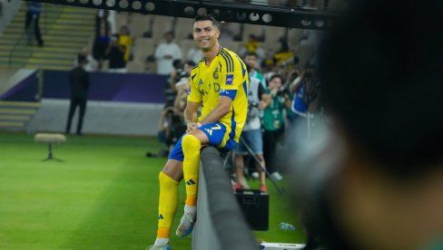 NE, NISTE OSTARILI... Kristijano Ronaldo ne krije ponos zbog sina - novog reprezentativca Portugala! (FOTO)