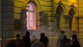 ŠTO IH JE MANJE NA ULICAMA, TO SU VEĆE SILEDŽIJE: Blokaderi foteljaši danima sprovode jezivo nasilje na ulicama Srbije (VIDEO)