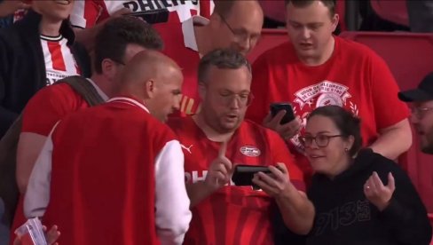 LUDI KRAJ PRVENSTVA HOLANDIJE! PSV i Ajaks kao nekad: slušali se radio prenosi šta radi takmac za titulu, a onda... 99. minut (VIDEO)