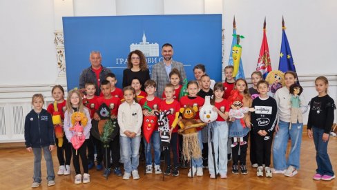 ЗА КУЛТУРУ НИКАД ВИШЕ: Градоначелник Новог Сада примио учеснике Фестивала луткарства ЗА КУЛТУРУ НИКАД ВИШЕ: Градоначелник Новог Сада примио учеснике Фестивала луткарства