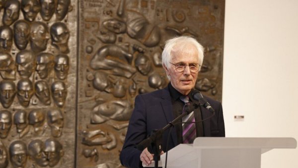 „ПУТ КА НЕБУ“ КАО ИНСПИРАЦИЈА: Изложба академика Миливоја Унковића у Источној Илиџи „ПУТ КА НЕБУ“ КАО ИНСПИРАЦИЈА: Изложба академика Миливоја Унковића у Источној Илиџи