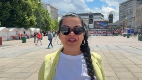 ЖЕНЕ НА СВЕНАРОДНОМ САБОРУ У НИШУ: Без поделе народа, живела Србија! (ВИДЕО) ЖЕНЕ НА СВЕНАРОДНОМ САБОРУ У НИШУ: Без поделе народа, живела Србија! (ВИДЕО)