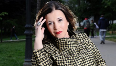 GLUMAC NE SME DA PREZIRE PUBLIKU, BEZ NJE NE POSTOJI: Nela Mihailović, dobitnica Nagrade Žanka Stokić GLUMAC NE SME DA PREZIRE PUBLIKU, BEZ NJE NE POSTOJI: Nela Mihailović, dobitnica Nagrade Žanka Stokić