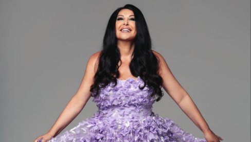 SVAKA PESMA IĆI ĆE NJOJ, JER SAM NJENA BAKA: Dragana Mirković o unuci Kseniji i drugoj najlepšoj životnoj ulozi (FOTO)