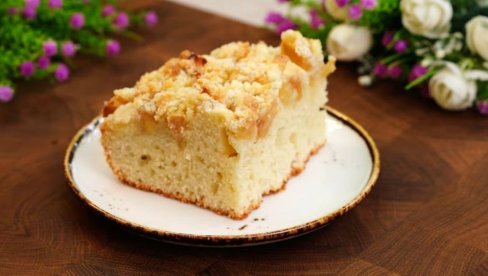 МЕКАН И МИРИСАН: Брзи колач са јабукама, као из бакине кухиње