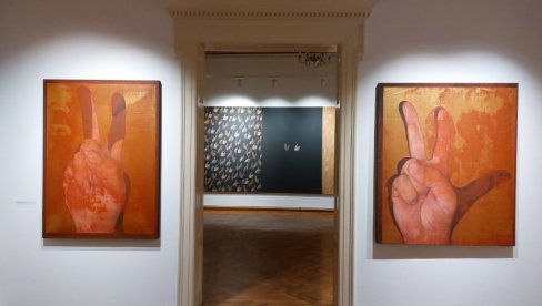ВЕЧНА НАДА И ТРАГАЊЕ ЗА ПРАВЕДНИЈИМ СВЕТОМ: Слике, цртежи, инсталације Николе Марковића, на изложби Без упуства за употребу