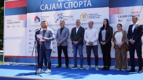 МАЛИ САЈАМ СПОРТА У ПАНЧЕВУ: Најмлађи показали спортске вештине