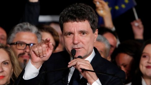 TO NIJE PRIKLADNO! Novi rumunski predsednik se oglasio o slanju vojske u Ukrajinu TO NIJE PRIKLADNO! Novi rumunski predsednik se oglasio o slanju vojske u Ukrajinu