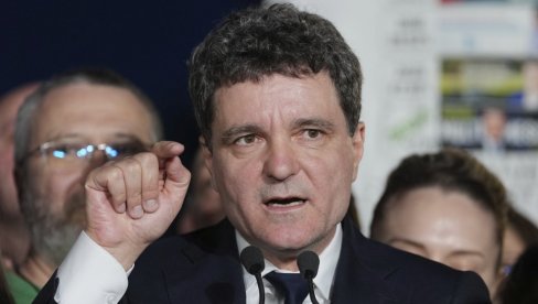 ВРХОВНИ СУД ЈЕДНОГЛАСАН: Одбијен захтев за поништавање председничких избора у Румунији ВРХОВНИ СУД ЈЕДНОГЛАСАН: Одбијен захтев за поништавање председничких избора у Румунији