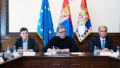 ZAVRŠENA SEDNICA SAVETA ZA NACIONALNU BEZBEDNOST: Predsedavao Vučić ZAVRŠENA SEDNICA SAVETA ZA NACIONALNU BEZBEDNOST: Predsedavao Vučić