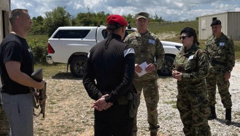 ZAJEDNIČKA OBUKA SRPSKIH I AMERIČKIH SPECIJALACA: U bazi Jug kod Bujanovca u toku taktički kurs ZAJEDNIČKA OBUKA SRPSKIH I AMERIČKIH SPECIJALACA: U bazi Jug kod Bujanovca u toku taktički kurs