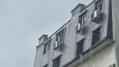 STIŽE KIŠA, ALI IMA I DOBRIH VESTI: Sutra u ovom delu Srbije temperatura do 23 stepena STIŽE KIŠA, ALI IMA I DOBRIH VESTI: Sutra u ovom delu Srbije temperatura do 23 stepena
