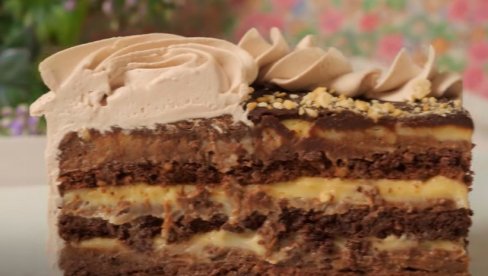 SAVRŠENOG UKUSA : Boem torta - raskošna poslastica zbog koje će se trud isplatiti (VIDEO) SAVRŠENOG UKUSA : Boem torta - raskošna poslastica zbog koje će se trud isplatiti (VIDEO)