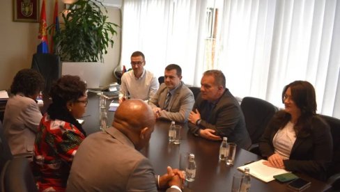МИНИСТАР СТАНКОВИЋ СА МИНИСТАРКОМ  РЕПУБЛИКЕ МАЛАВИ: У Србији студирају студенти из 127 држава Африке, Азије, Централне и Јужне Америке