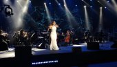 DVE DECENIJE SA VAMA: Jelena Tomašević muzikom i pesmom obeležila jubilej svoje karijere (FOTO)