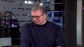 ПРЕДСЕДНИК ОБЕЛОДАНИО СЈАЈНЕ ВЕСТИ: Минимална зарада иде на 550 евра ПРЕДСЕДНИК ОБЕЛОДАНИО СЈАЈНЕ ВЕСТИ: Минимална зарада иде на 550 евра