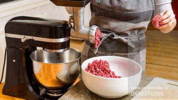 ЧИНИ СВАКО ЈЕЛО УКУСНИЈИМ И СОЧНИЈИМ, ПРОБАЈТЕ: Домаћице у млевено месо увек додају 1 (чаробну) намирницу ЧИНИ СВАКО ЈЕЛО УКУСНИЈИМ И СОЧНИЈИМ, ПРОБАЈТЕ: Домаћице у млевено месо увек додају 1 (чаробну) намирницу