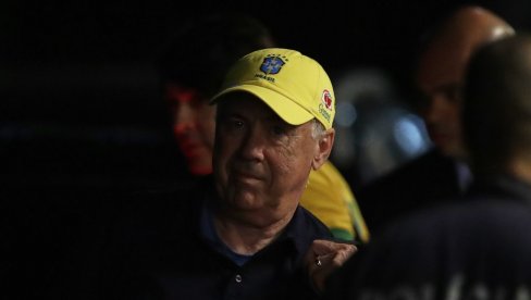KARIOKE SLAVE! Karlo Anćeloti odveo Brazil na Svetsko prvenstvo KARIOKE SLAVE! Karlo Anćeloti odveo Brazil na Svetsko prvenstvo