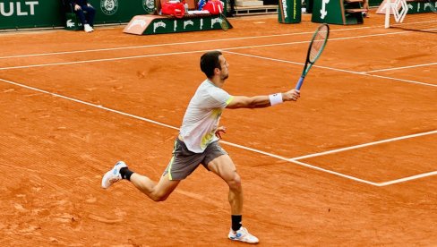 ELIMINISAN I ĐERE SA ROLAN GAROSA! Srpski teniser nije iskoristio čak četiri set lopte
