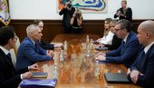 ВУЧИЋ СА РУСКИМ АМБАСАДОРОМ: Ово су биле теме разговора, огласио се српски председник (ФОТО)