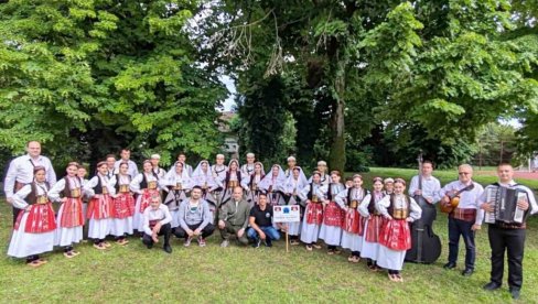NAJLEPŠE NOŠĆE IZ JASENOVA: KUD „Đorđe Maletić“ pobrao nagrade na dečjem festivalu