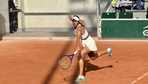 SLATKA POBEDA: Olga Danilović srećna posle trijumfa nad Kolinsovom SLATKA POBEDA: Olga Danilović srećna posle trijumfa nad Kolinsovom
