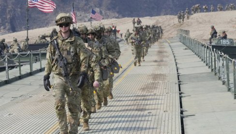 AMERIKA SMANJUJE BROJ SVOJIH VOJNIH BAZA U SIRIJI: Vašington menja politiku