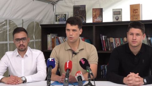 NEĆEMO ODUSTATI Studenti koji žele da uče: Borimo se da se na svim fakultetima vrati nastava NEĆEMO ODUSTATI Studenti koji žele da uče: Borimo se da se na svim fakultetima vrati nastava