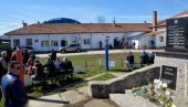ИЖИВЉАВАЊЕ И НА СПАСОВДАН: Канцеларија за КиМ о преузимању просторија Пошта Србије у Прилужју