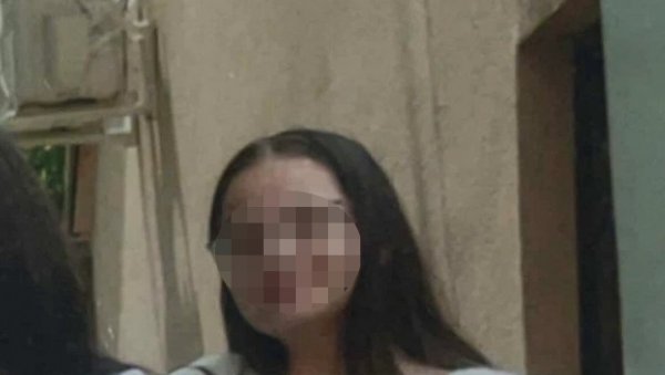 ЈАНА (16) НЕСТАЛА У ЗЕМУНУ, ПОСЛЕ ПРАКСЕ Мајка открива детаље: Телефон јој је недоступан ЈАНА (16) НЕСТАЛА У ЗЕМУНУ, ПОСЛЕ ПРАКСЕ Мајка открива детаље: Телефон јој је недоступан