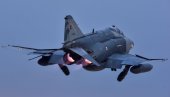 АМЕРИКАНЦИ КУПУЈУ ЛОВЦЕ Ф-4 ФАНТОМ ИЗ ЈУЖНЕ КОРЕЈЕ: Разлог ће вас шокирати АМЕРИКАНЦИ КУПУЈУ ЛОВЦЕ Ф-4 ФАНТОМ ИЗ ЈУЖНЕ КОРЕЈЕ: Разлог ће вас шокирати