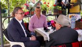 OBIĆI ĆU IH I ZAMOLITI DA TO NE RADE Vučić poslao poruku studentima koji hoće da uče da ne štrajkuju glađu