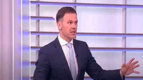 САДА ЈЕ У ПИТАЊУ ИСКЉУЧИВО ПОЛИТИКА, ИЗБОРИ И ПОКУШАЈ ДА СЕ ВРАТЕ У ФОТЕЉЕ Мали: Нико се више не сећа њихових захтева САДА ЈЕ У ПИТАЊУ ИСКЉУЧИВО ПОЛИТИКА, ИЗБОРИ И ПОКУШАЈ ДА СЕ ВРАТЕ У ФОТЕЉЕ Мали: Нико се више не сећа њихових захтева