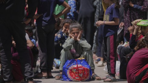 UNICEF UPOZORAVA: Deca u Gazi će početi da umiru od žeđi