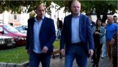 ĐILASOV PULEN NAORUŽAN DO ZUBA: Policija mu pronašla automat put metaka, imao posla sa zakonom i ranije ĐILASOV PULEN NAORUŽAN DO ZUBA: Policija mu pronašla automat put metaka, imao posla sa zakonom i ranije