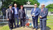 ХАРИКИНА И ОВЧЕНИКОВА СЛИКЕ ОТРГЛЕ ОД ЗАБОРАВА: Од 32 црвеноармејца ексхумирана са градског гробља у Параћину, „лица“ добила два официра