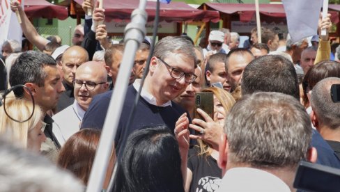UVEK ŽELIMO VIŠE I BOLJE Vučić: Pogledate šta smo uradili poslednjih godina UVEK ŽELIMO VIŠE I BOLJE Vučić: Pogledate šta smo uradili poslednjih godina