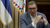 НЕРВОЗА ЈЕ СВЕ ВЕЋА Вучић: Они мисле да је све исто као што је било 1. децембра - није ништа исто НЕРВОЗА ЈЕ СВЕ ВЕЋА Вучић: Они мисле да је све исто као што је било 1. децембра - није ништа исто